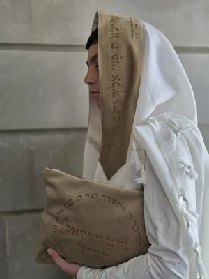 טלית דגם "קטיפה נחושת"